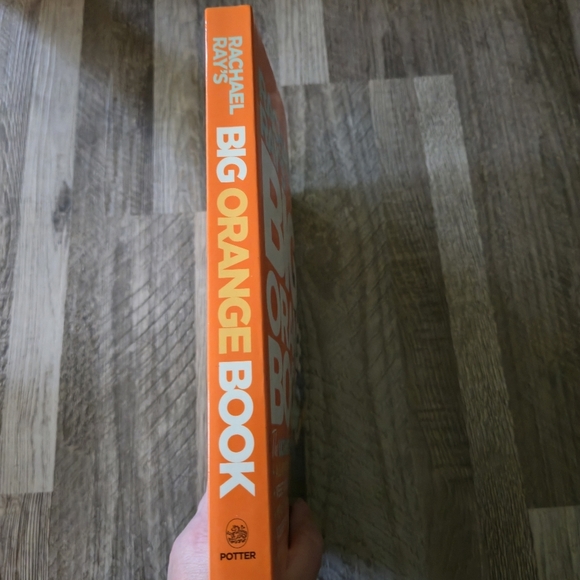 Rachael Ray's Big Orange Book Cookbook Fast Easy Meals - Picture 2 of 8